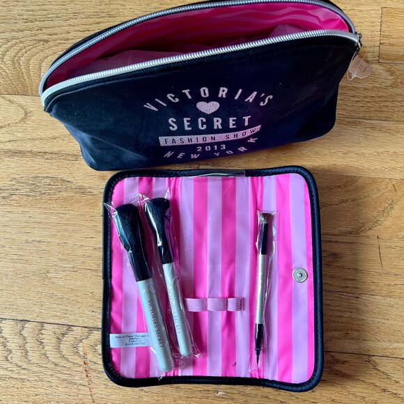 Victoria's Secret 2013 Fashion Show Makeup Bag & Brush Set - Picture 2 of 6